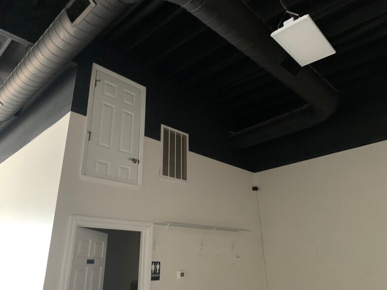 More Photos Of 4460 Keith St NW, Cleveland Freestanding For Sale