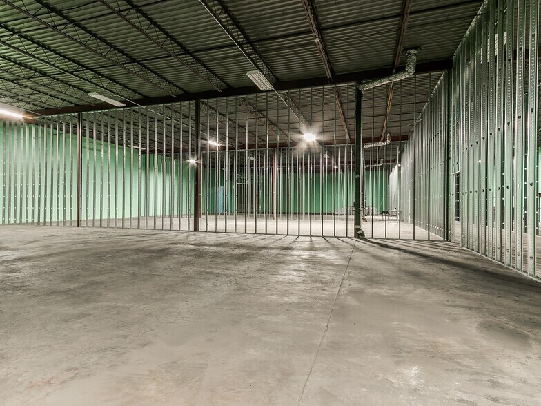 More Photos Of 6310 E 13th St, Tulsa Manufacturing For Sale