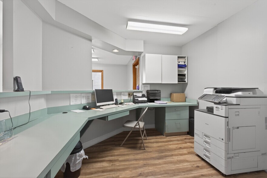 More Photos Of 1200 S Woodland Ave, Michigan City Office For Sale