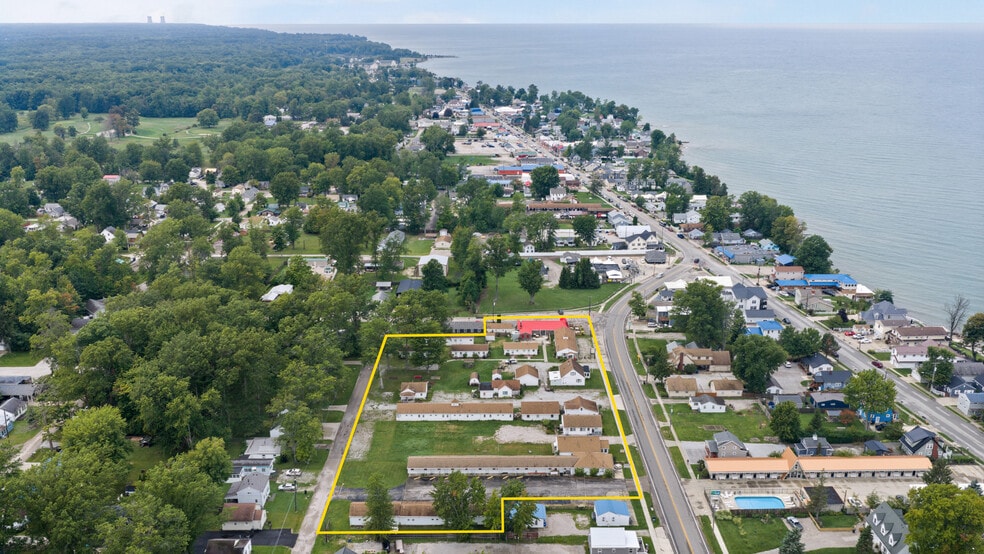 More Photos Of 5196 Lake Rd E, Geneva Hotel For Sale