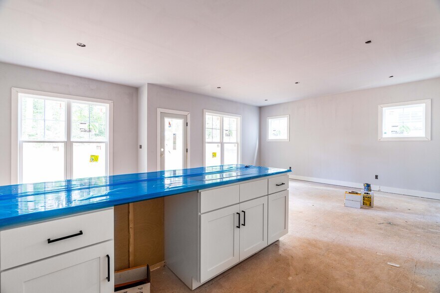 More Photos Of , Raleigh Specialty For Sale