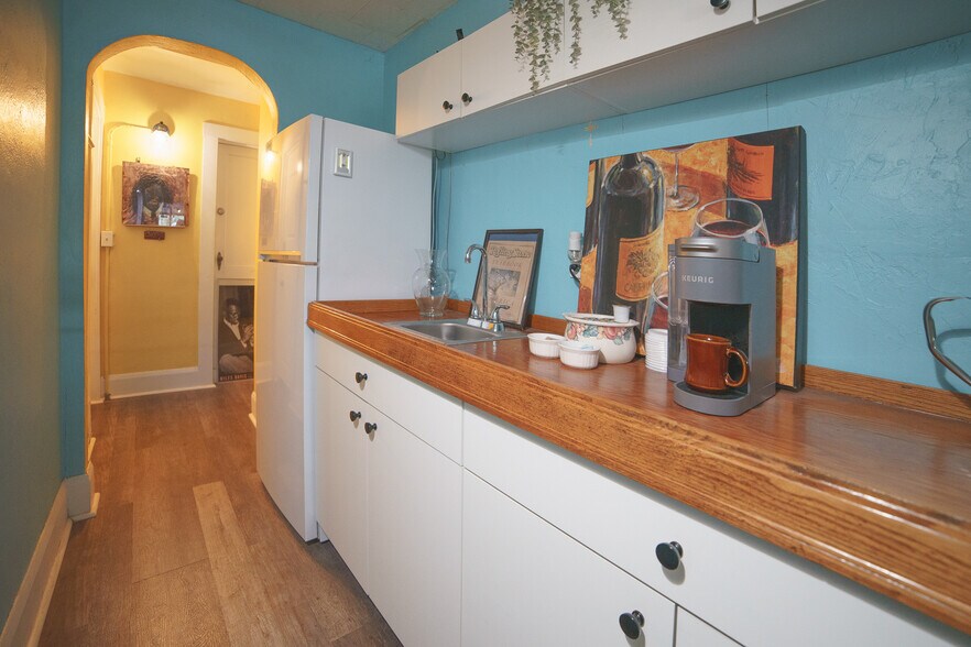 More Photos Of 3109 N Ola Ave, Tampa Hospitality For Sale