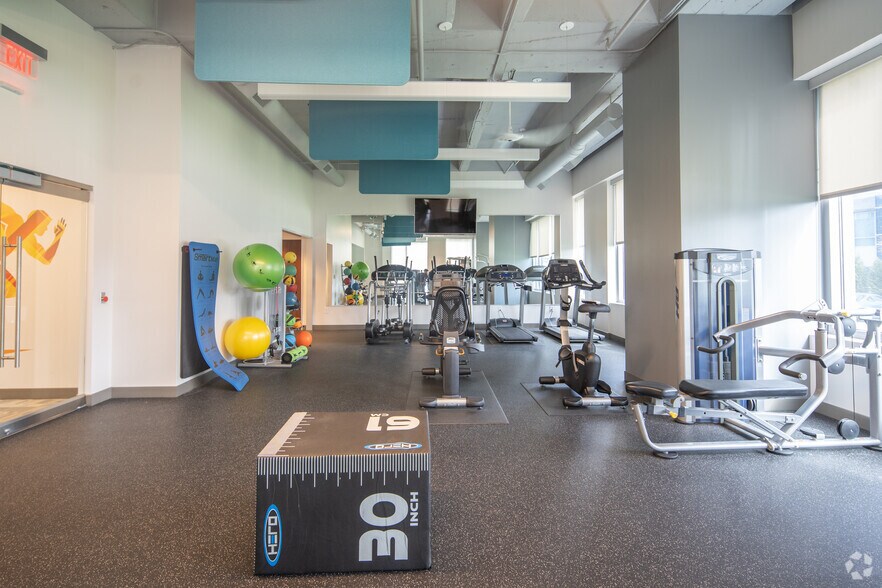 More Photos Of 6031 Connection Dr, Irving Office For Lease