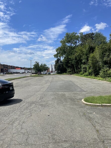 More Photos Of 4001 Wheeler Ave, Alexandria Land For Lease