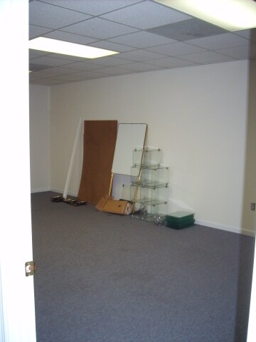More Photos Of 188 Ben Burton Cir, Bogart Office For Sale