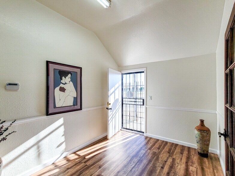 More Photos Of 6937 Perris Hill Park Rd, San Bernardino Industrial For Sale