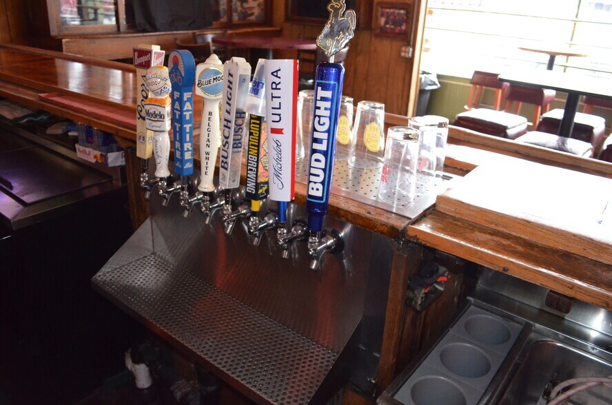 More Photos Of 114 E Ivinson Ave, Laramie Bar For Sale
