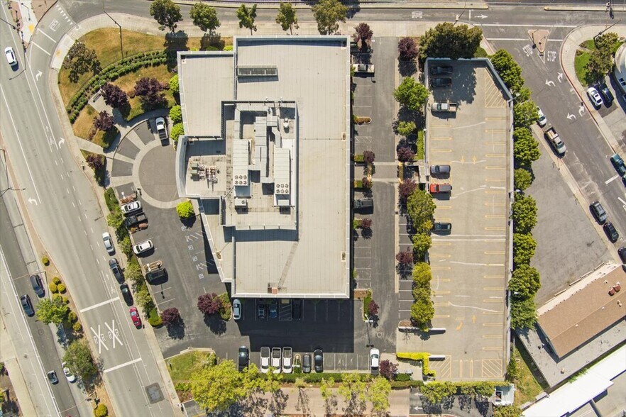 More Photos Of 1450 Veterans Blvd, Redwood City Office For Lease