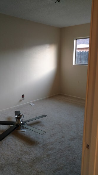 More Photos Of 201 S Vernon Ave, Azusa Apartments For Sale