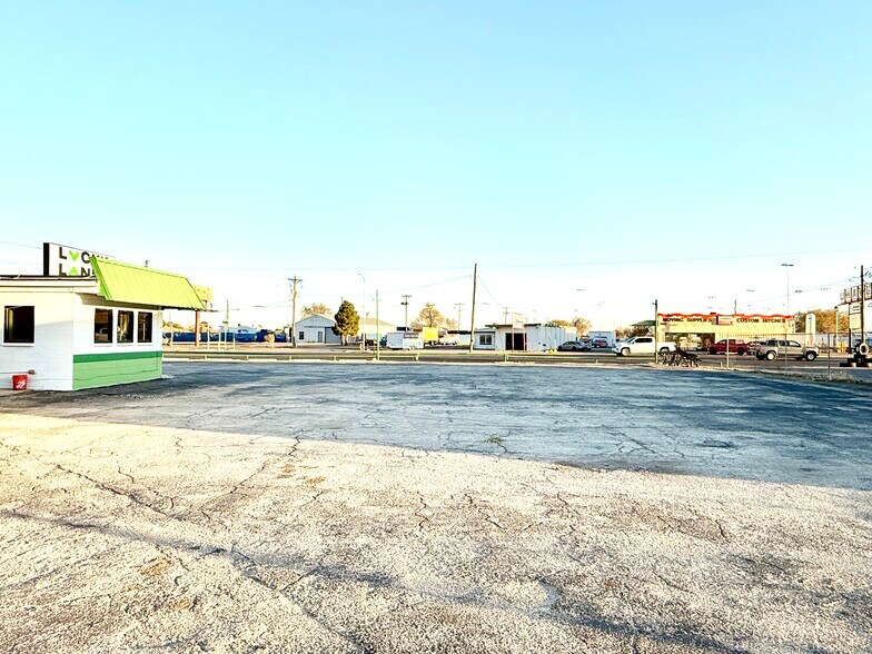 More Photos Of 2800 W Wall St, Midland Auto Dealership For Sale