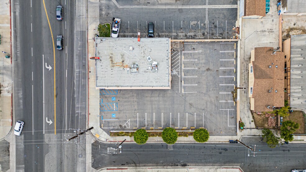 More Photos Of 14318 Western ave, Gardena General Retail For Lease