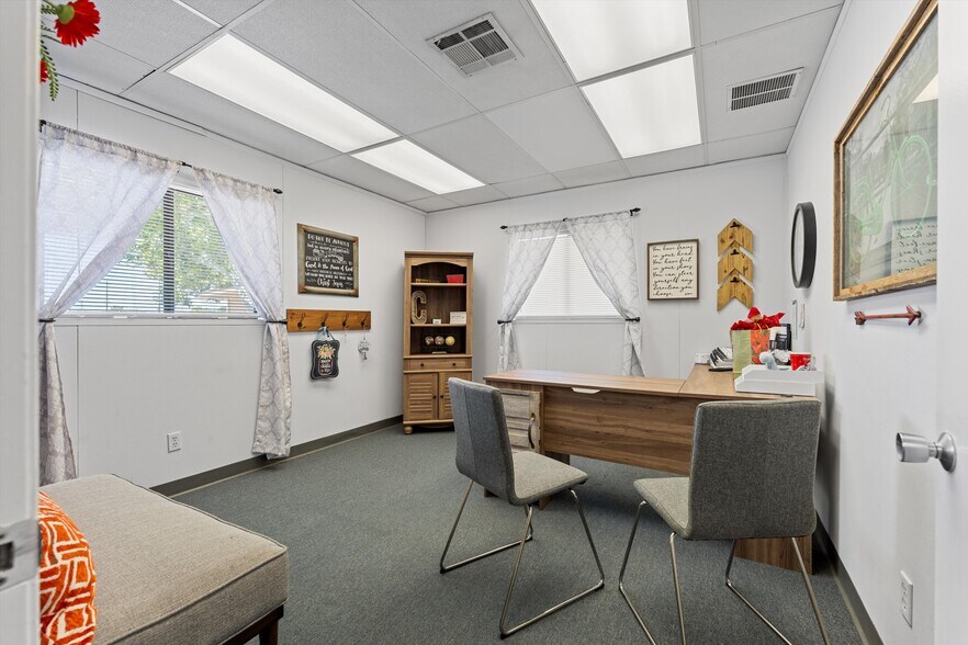 More Photos Of 3700 W Avenue L, Lancaster Schools For Lease