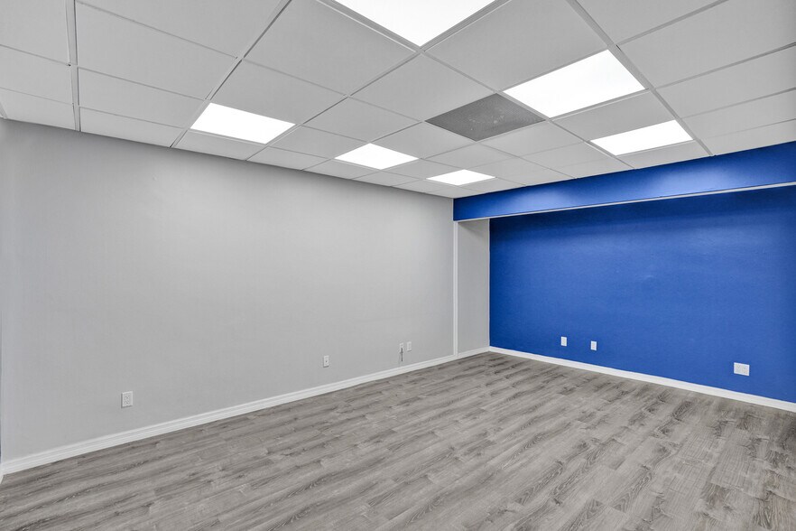 More Photos Of 2419 Hollywood Blvd, Hollywood Medical For Lease