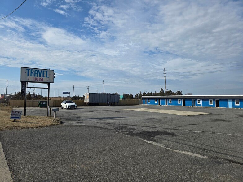 Primary Photo Of 7070 Black Horse Pike, Pleasantville Hotel For Sale