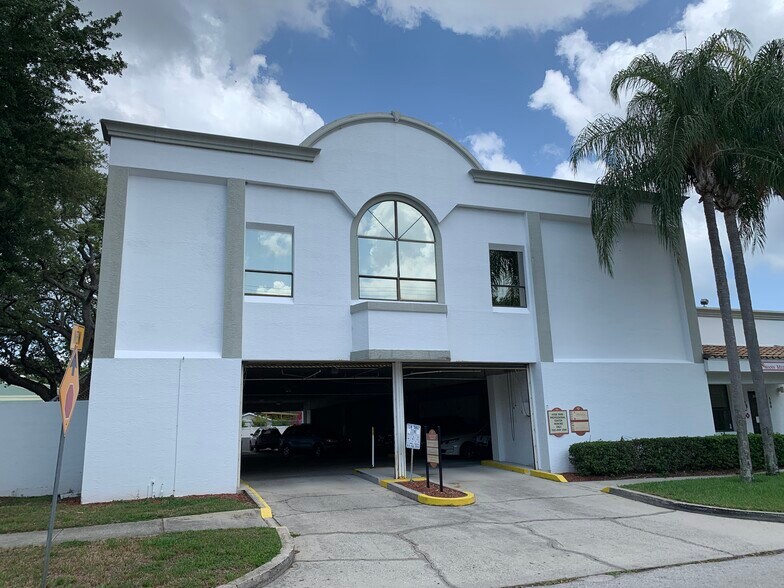 More Photos Of 2111 W Swann Ave, Tampa Medical For Lease