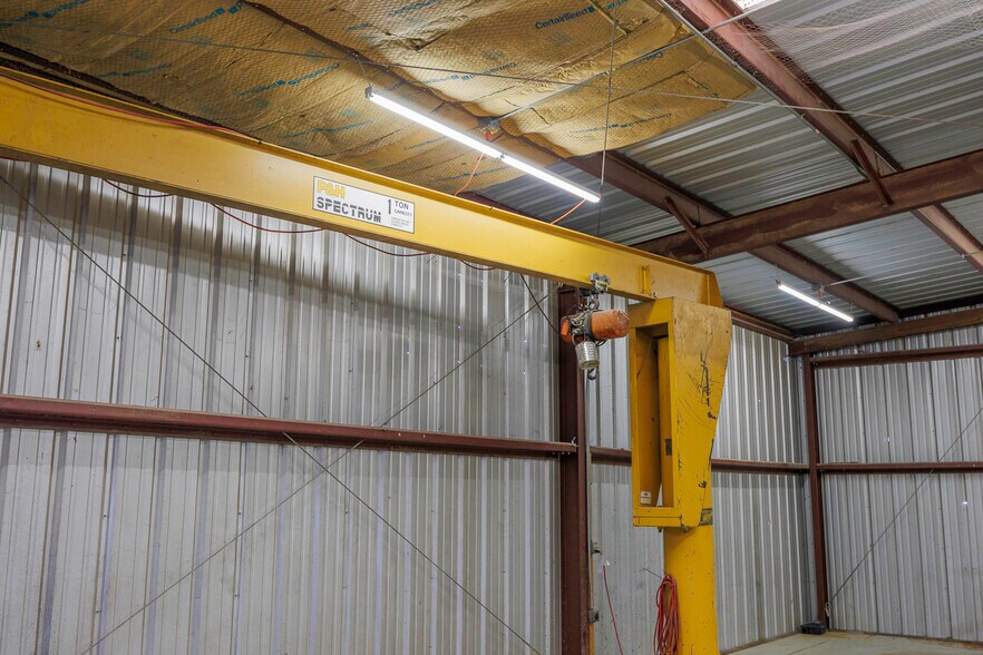 More Photos Of 15051 N Business 79 Hwy, Florence Service For Sale