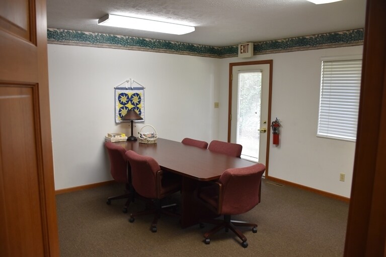 More Photos Of 2801 Bristol St, Elkhart Office For Sale