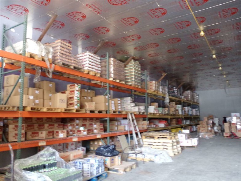 More Photos Of 290 Jeffersonville North Branch Rd, Jeffersonville Warehouse For Lease