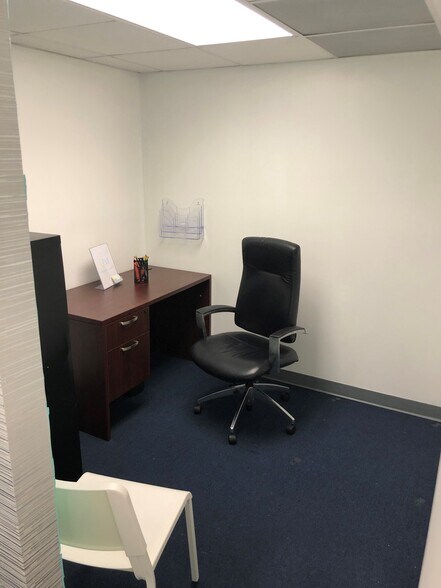 More Photos Of 16115 SW 117th Ave, Miami Showroom For Sale