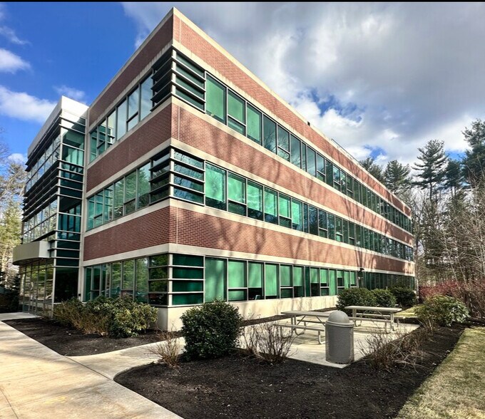 Primary Photo Of 4 Lan Dr, Westford Office For Lease