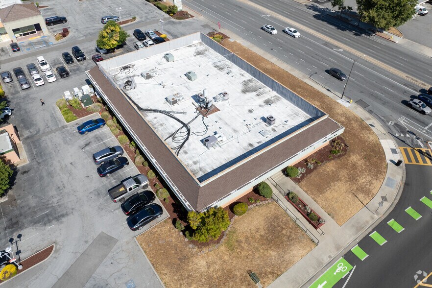 More Photos Of 6105 Snell Blvd, San Jose Medical For Lease