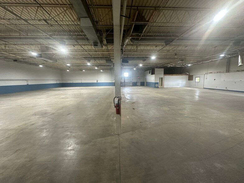 More Photos Of 1512 Nashville Hwy, Columbia Mixed Retail For Lease