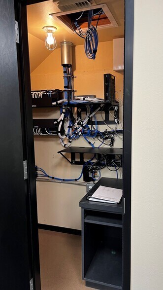 More Photos Of 2503 South Blvd, Houston Office For Sale