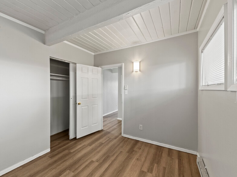 More Photos Of 5004-5010 E 1st Ave, Spokane Valley Apartments For Sale