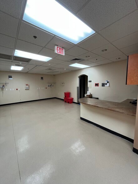More Photos Of 2851 S Avenue B, Yuma Medical For Lease