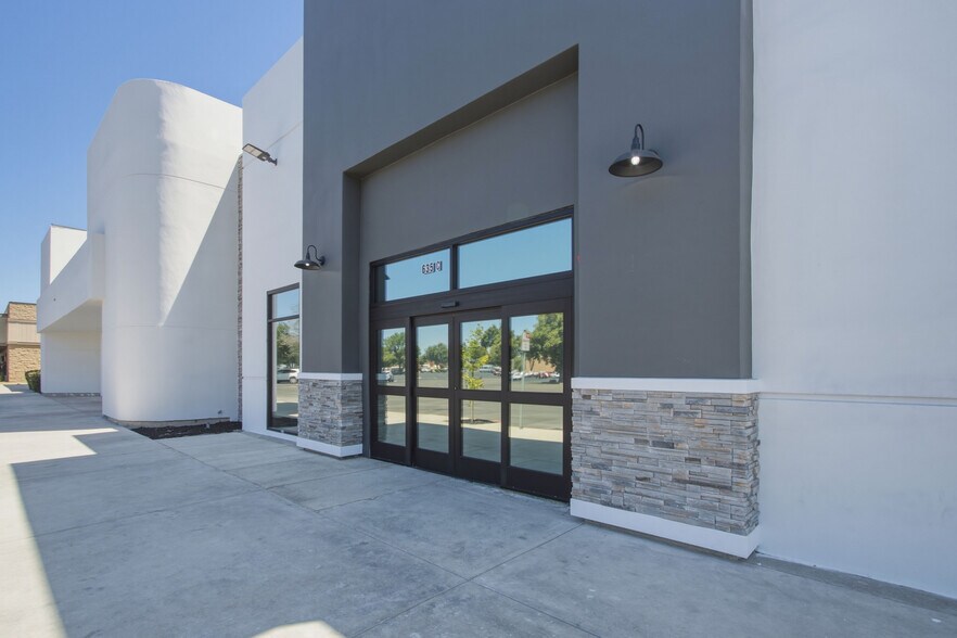 More Photos Of 635 Fairfield Dr, Merced Movie Theatre For Sale