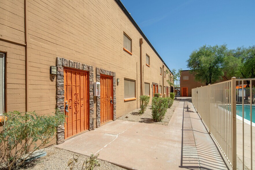 More Photos Of 1503 W Missouri Ave, Phoenix Apartments For Sale