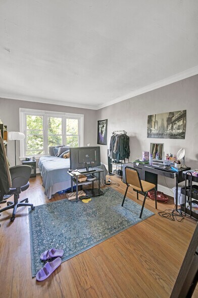 More Photos Of 1024 Noyes St, Evanston Apartments For Sale