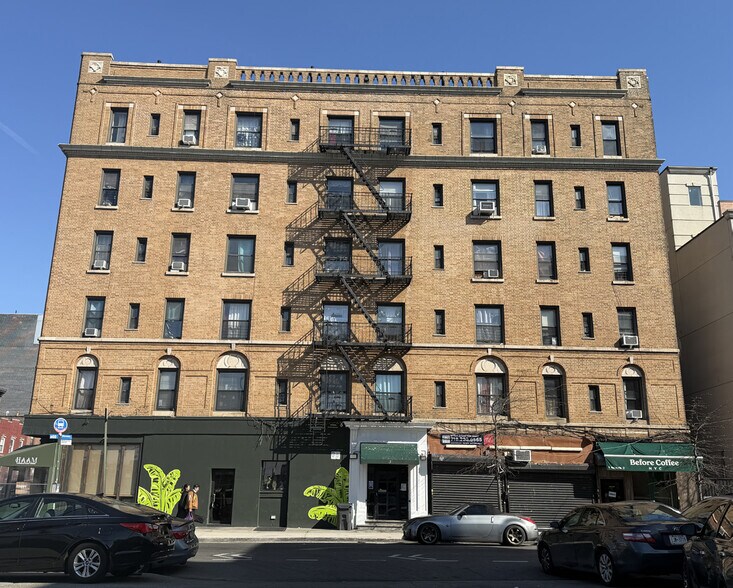 More Photos Of 234 Union Ave, Brooklyn Apartments For Sale