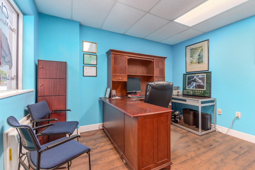More Photos Of 3769-3796 Oleander Ave, Fort Pierce Warehouse For Sale
