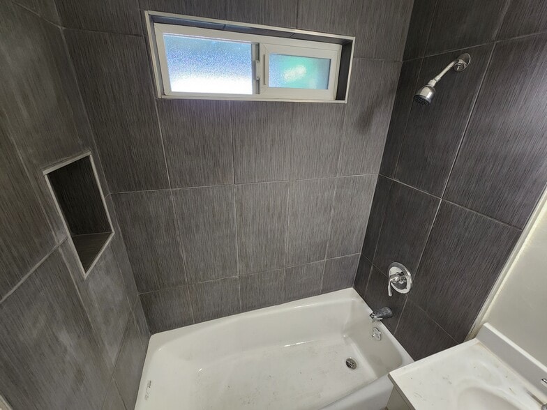 More Photos Of 8858 Flower St, Bellflower Freestanding For Sale