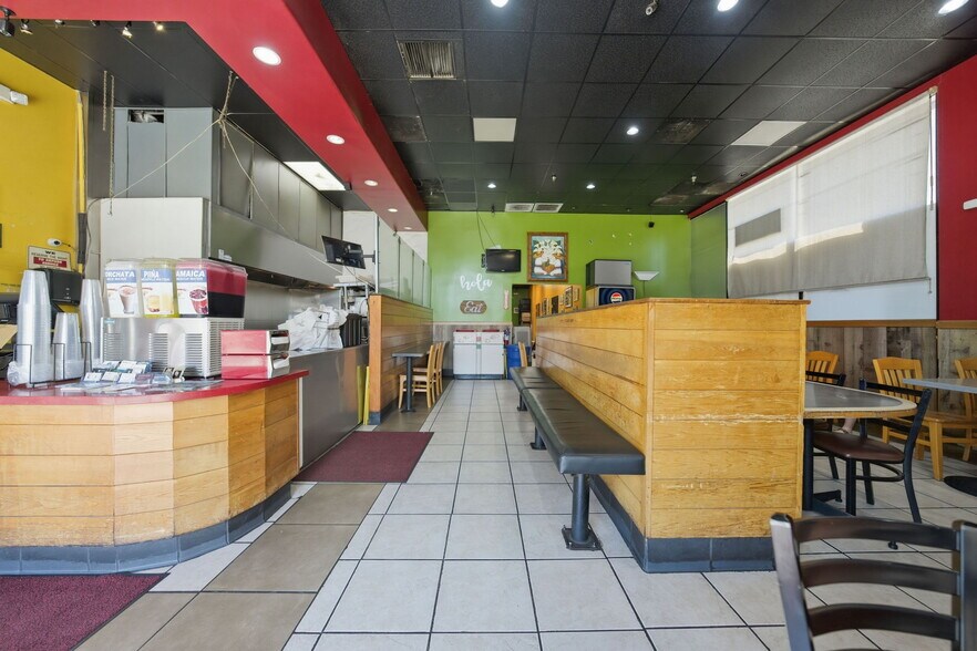 More Photos Of 410 N 11th Ave, Hanford General Retail For Sale