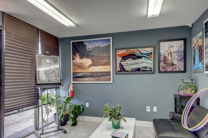 More Photos Of 201 E Douglas Rd, Oldsmar Warehouse For Lease