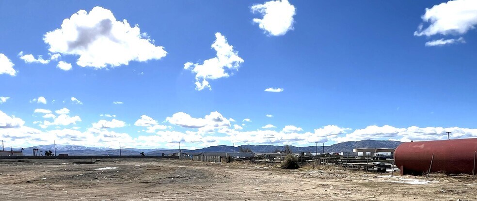 More Photos Of 42155 8th St E, Lancaster Land For Lease