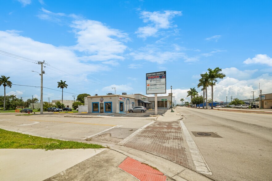 More Photos Of 362-364 S Main St, Belle Glade Storefront Retail Office For Sale
