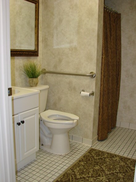 More Photos Of 875 Old Roswell Rd, Roswell Office For Sale