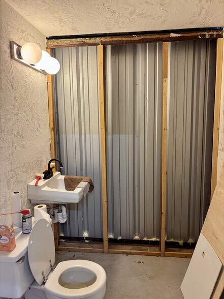 More Photos Of 8380 State Highway 39, Lexington Convenience Store For Sale