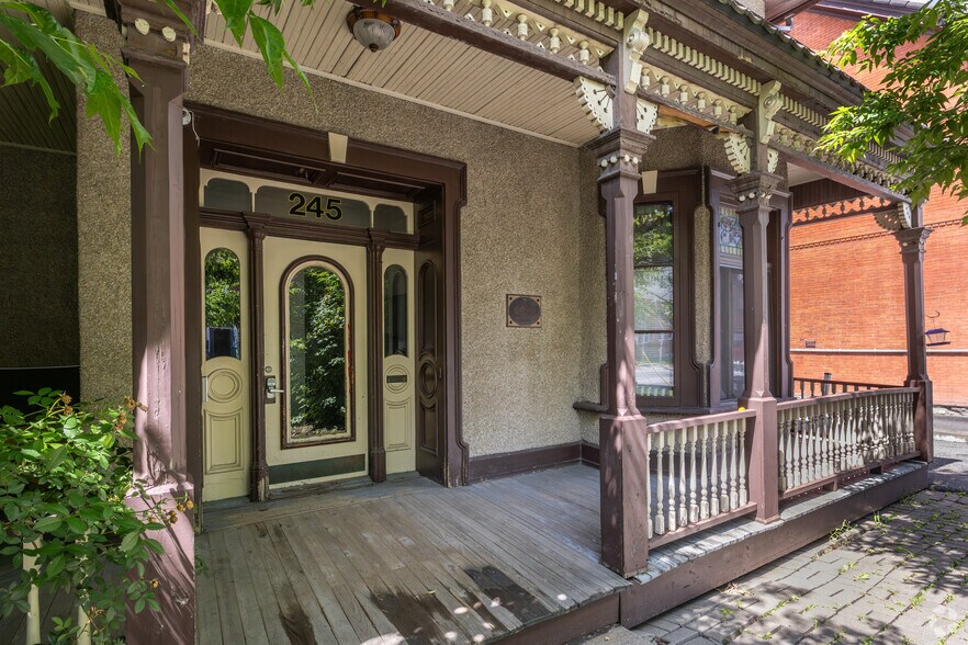 More Photos Of 245 Laurier Av E, Ottawa Apartments For Sale