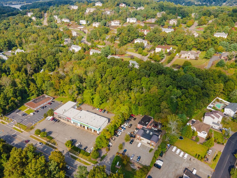 More Photos Of 2252 Paterson-Hamburg Tpke, Wayne Freestanding For Lease