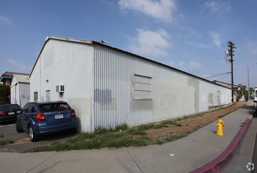 Primary Photo Of 2145 Hoover Ave, National City Warehouse For Lease