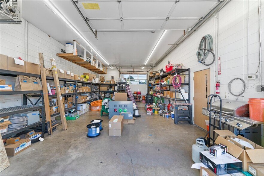 More Photos Of 2937 Merriman Rd, Medford Storefront Retail Residential For Sale