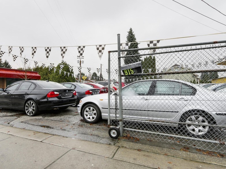 Primary Photo Of 909-915 Twelfth St, New Westminster Land For Sale