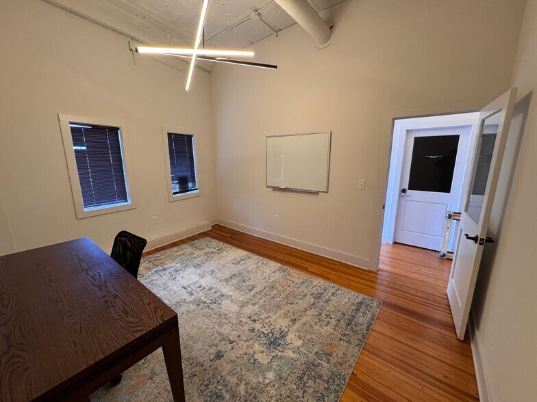 More Photos Of 620 Rutherford St, Greenville Loft Creative Space For Lease