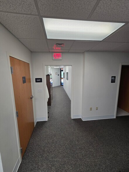 More Photos Of 431-441 E Chocolate Ave, Hershey Medical For Lease