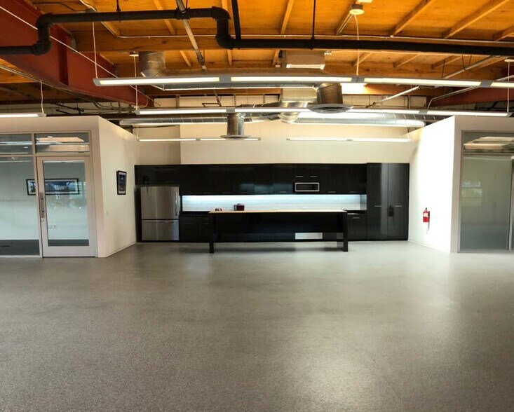 More Photos Of 5930 W Jefferson Blvd, Los Angeles Loft Creative Space For Lease