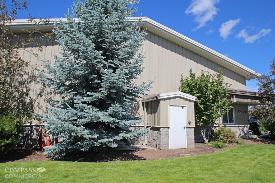 More Photos Of 62999 NE Layton Ave, Bend Warehouse For Lease